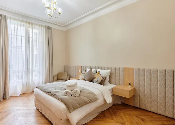 Daire Center Of By Prestige *
