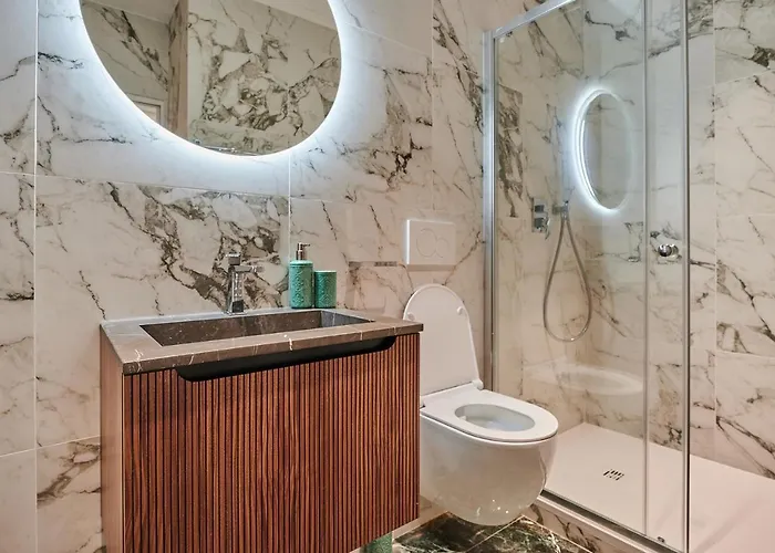 Daire Center Of By Prestige *